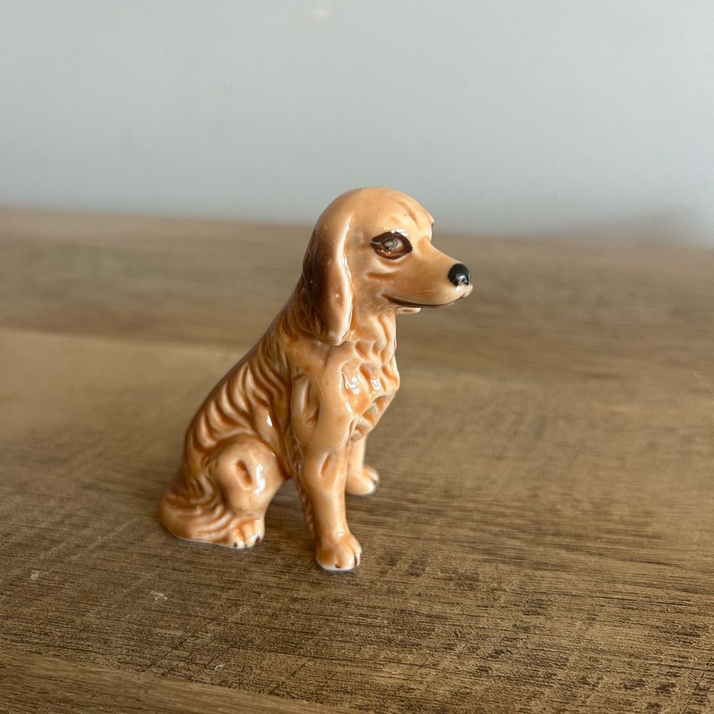Vintage Miniature Ceramic Labrador Retriever Dog Figurine 3” Tall Trinket Shelf